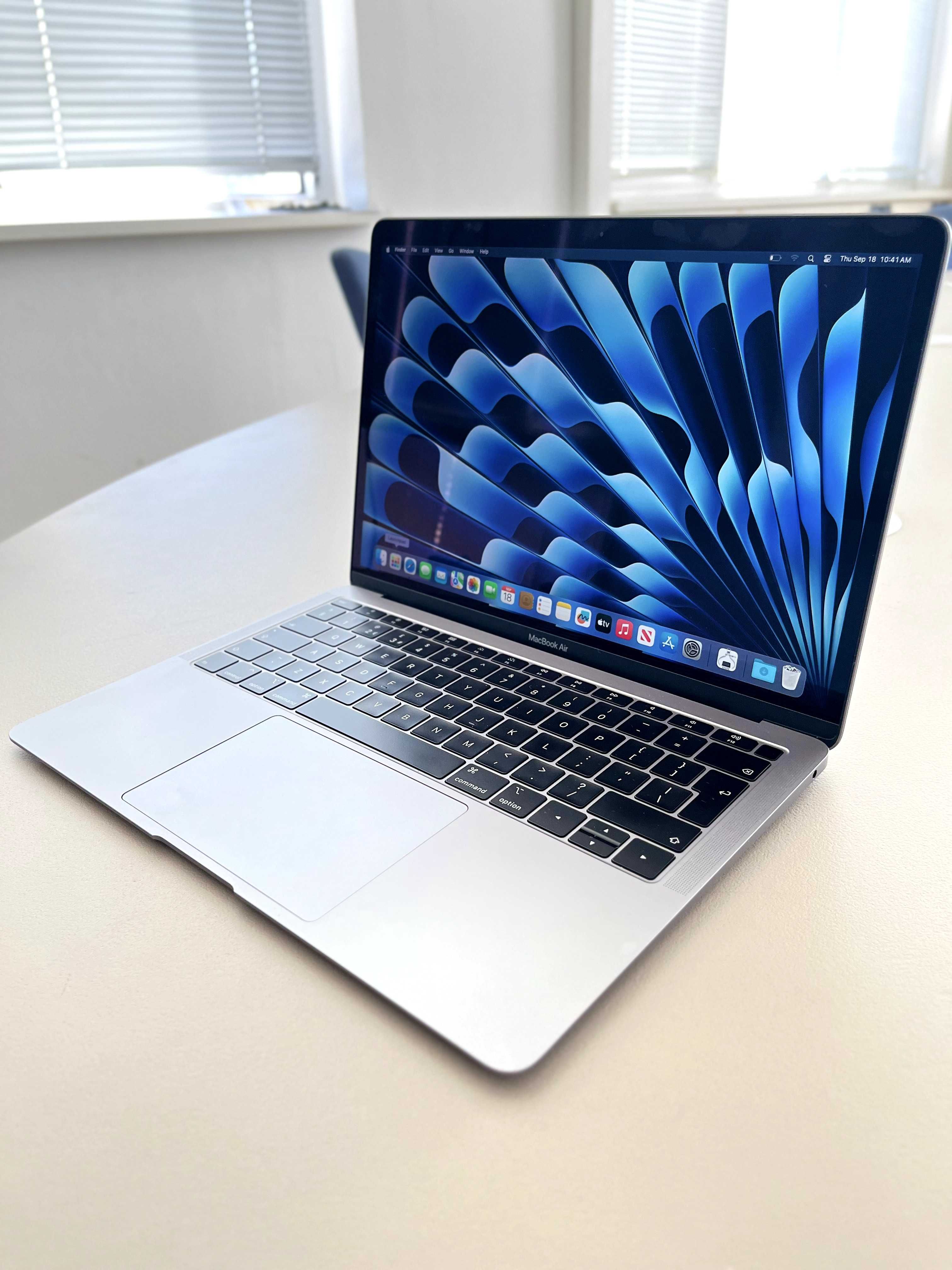Apple MacBook AIR 13 A1932 i5 3.6Gz 16GB 512GB NVMe Space Gray