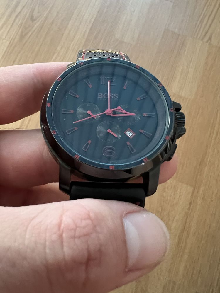 Стилен Часовник Hugo Boss