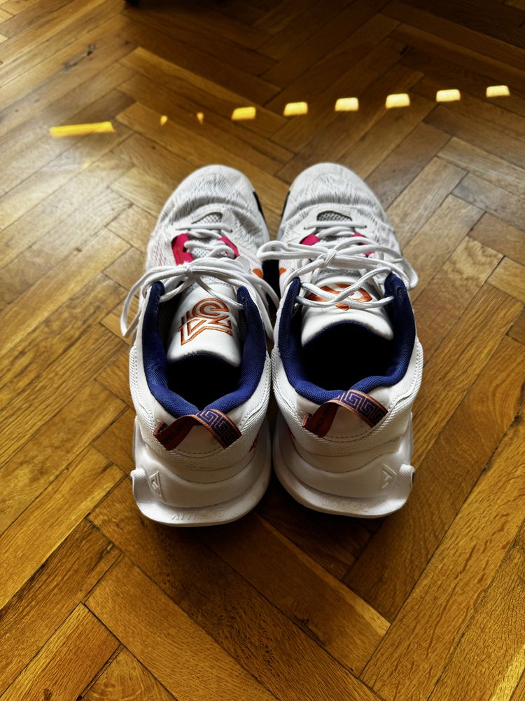 Nike Giannis Immortality 2