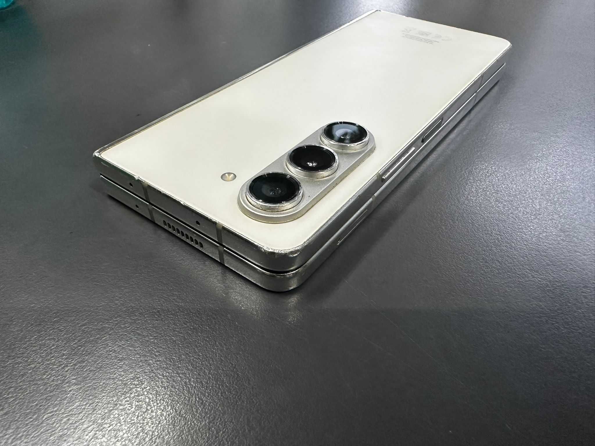 Samsung Z Fold 5 12/512gb