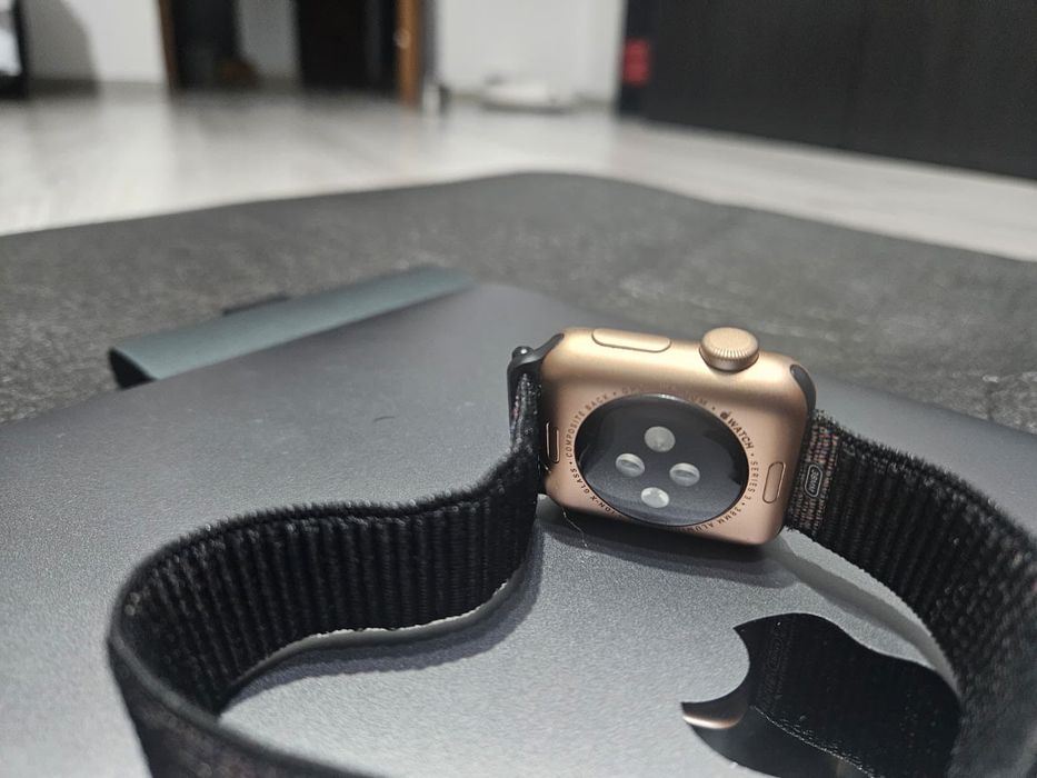 Vand Apple Smartwatch series 3