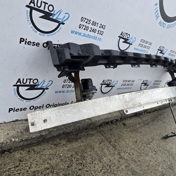 Armatura bara fata Mercedes C-Class W204