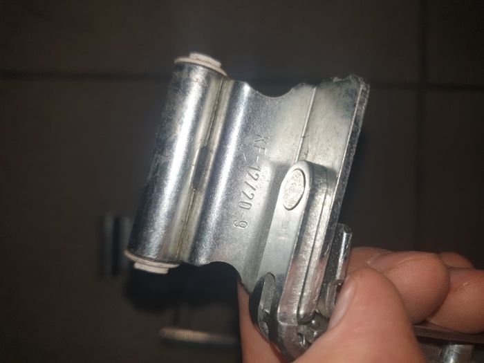 продам приспособления от пластиковых окон производства Германия