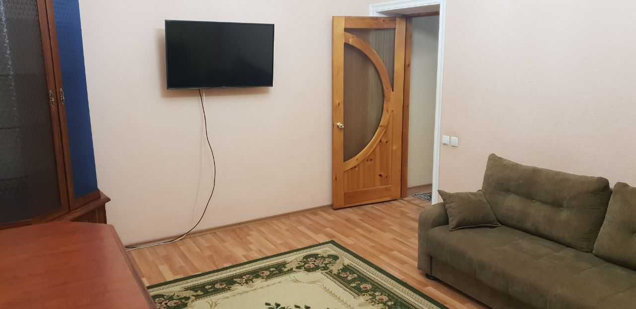 Сдам светлую квартиру на Новомосковская