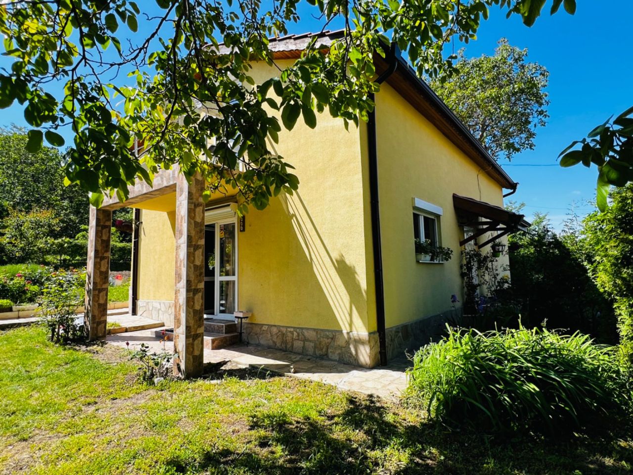 Продава се Къща в с. Кранево, Област Добрич - 150 кв.м за 980 €/кв.м - Снимка #1