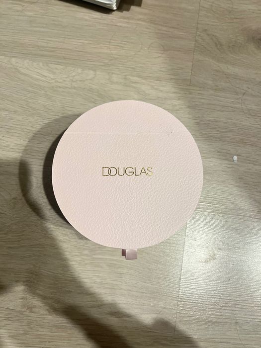 Грим комплект douglas / дъглас ново