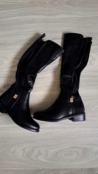 Чисто нови ботуши от Тенденз