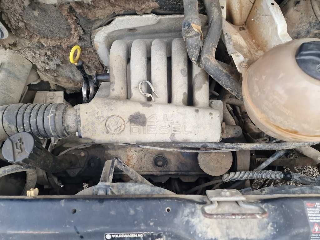 Dezmembrez dezmembrari VW T4 2.4 57KW an 1992