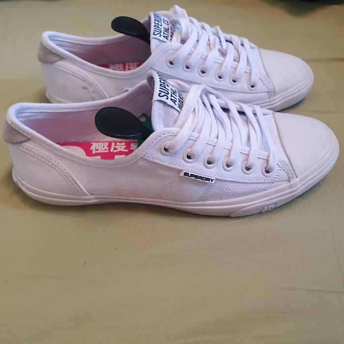 Tenesi Superdry masura 38