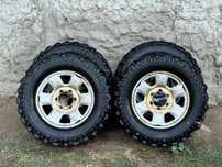 Cauciucuri off road cu jante incluse