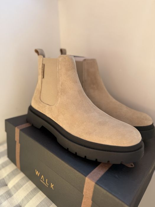 Walk London Callum Chelsea cizme piele intoarsa bej marimea 42 noi