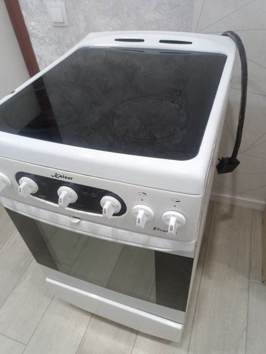 Электрическая плита. Отличная в работе!