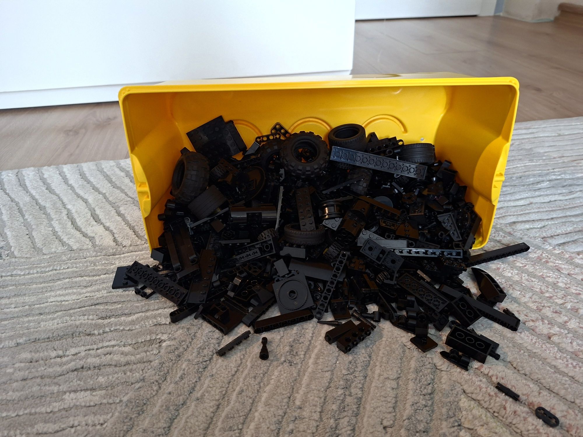LEGO 4700бр Оригинални Части Черни