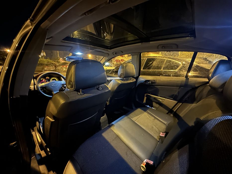 Opel Astra H 1.9 150cp panoramic stare f buna