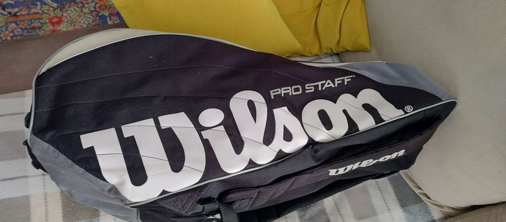vand geantă de tenis Wilson