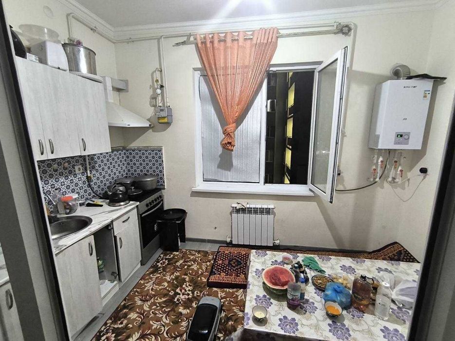 3 хонали квартира сотилади