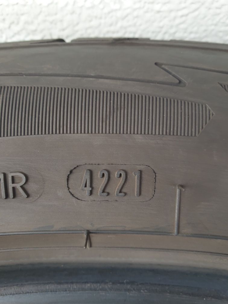 Зимни гуми 2 броя GOODYEAR UltraGrip Suv 255 50 R20 дот 4221