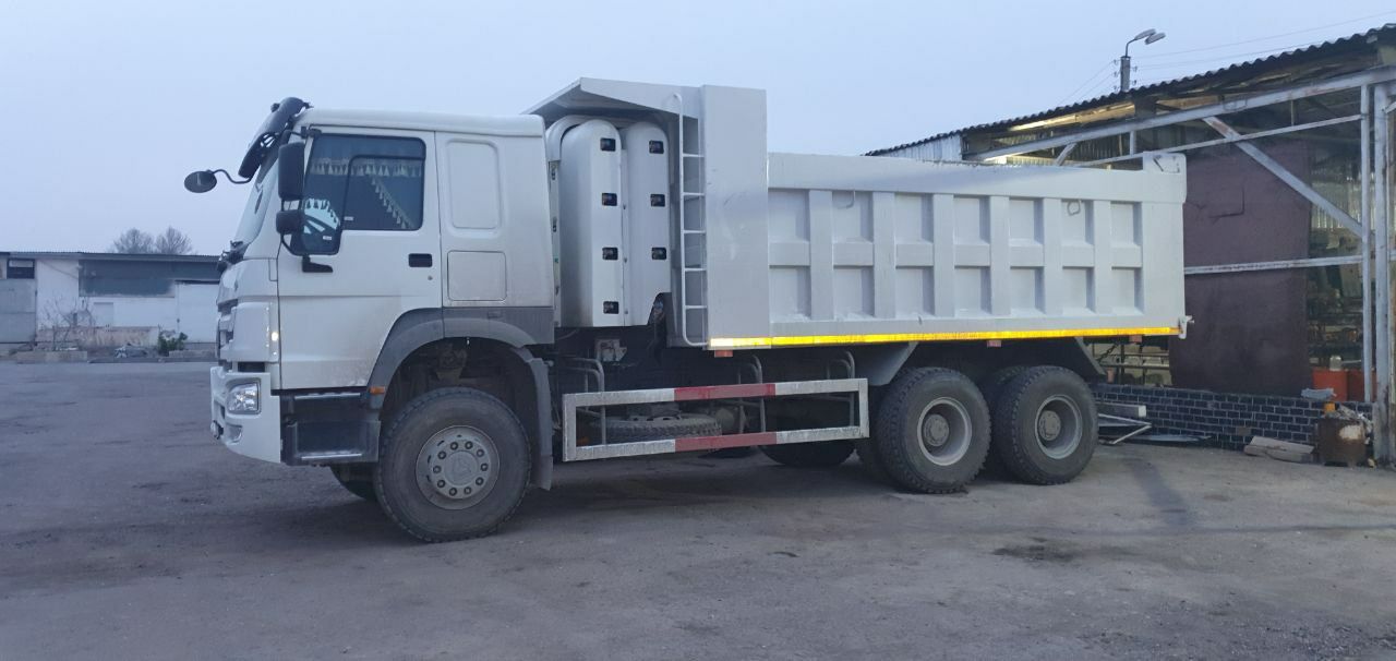 Самосвал Услуг Самасвал Аренда Sinotruk Howo Shacman Шакман Грузовой