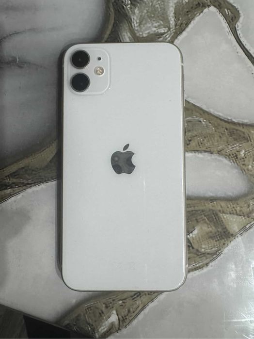 Продам iphone 11