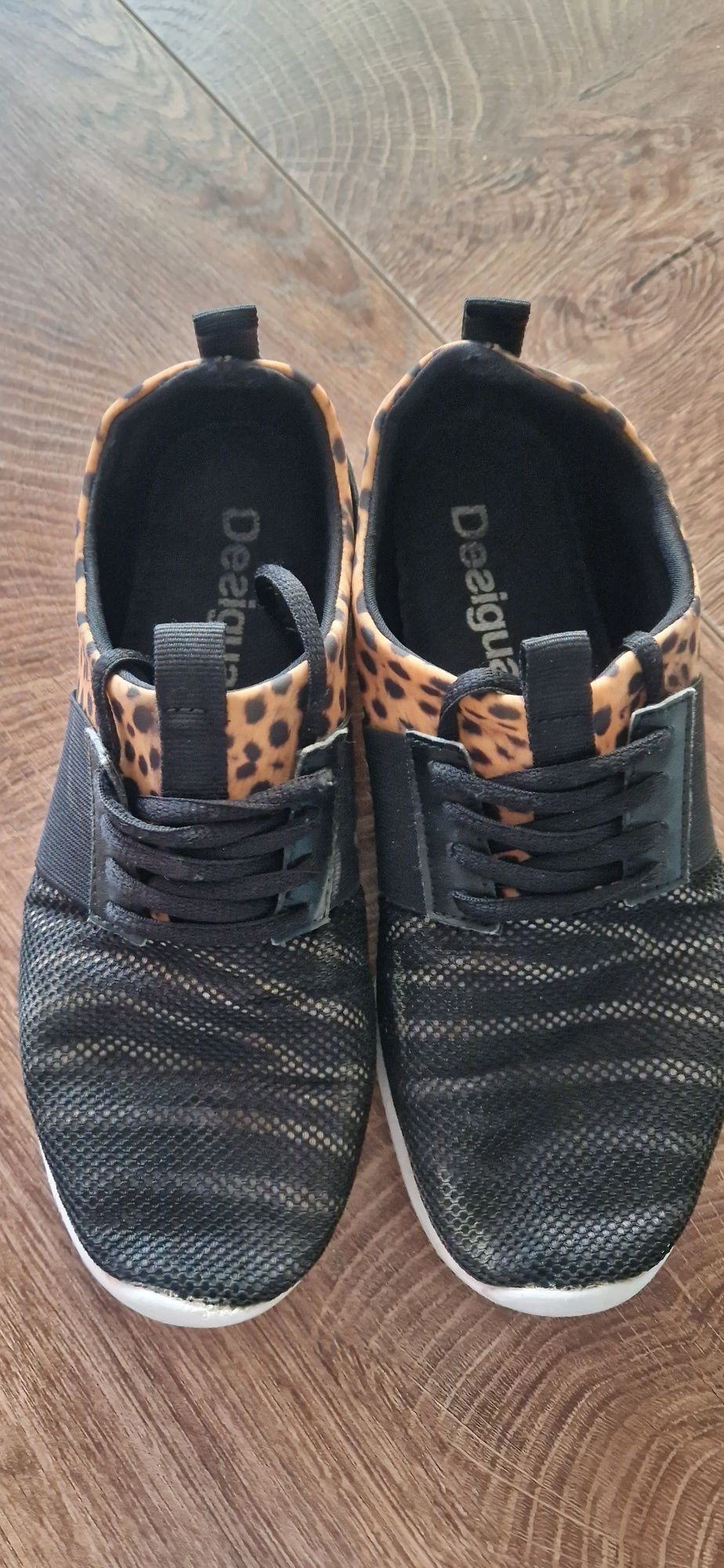 Маратонки Desigual