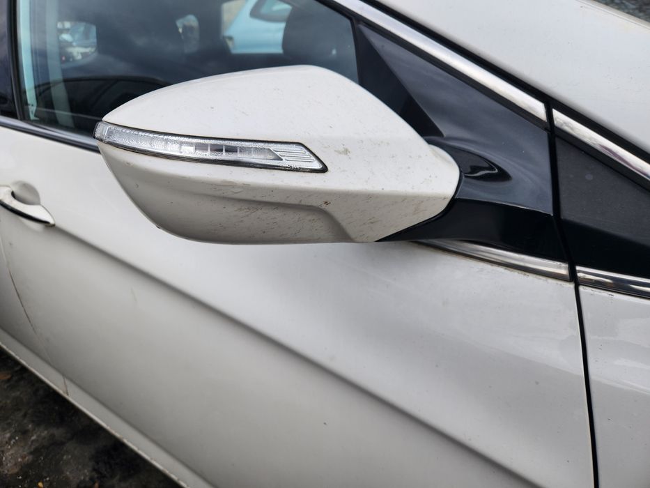 Огледало за Hyundai i40