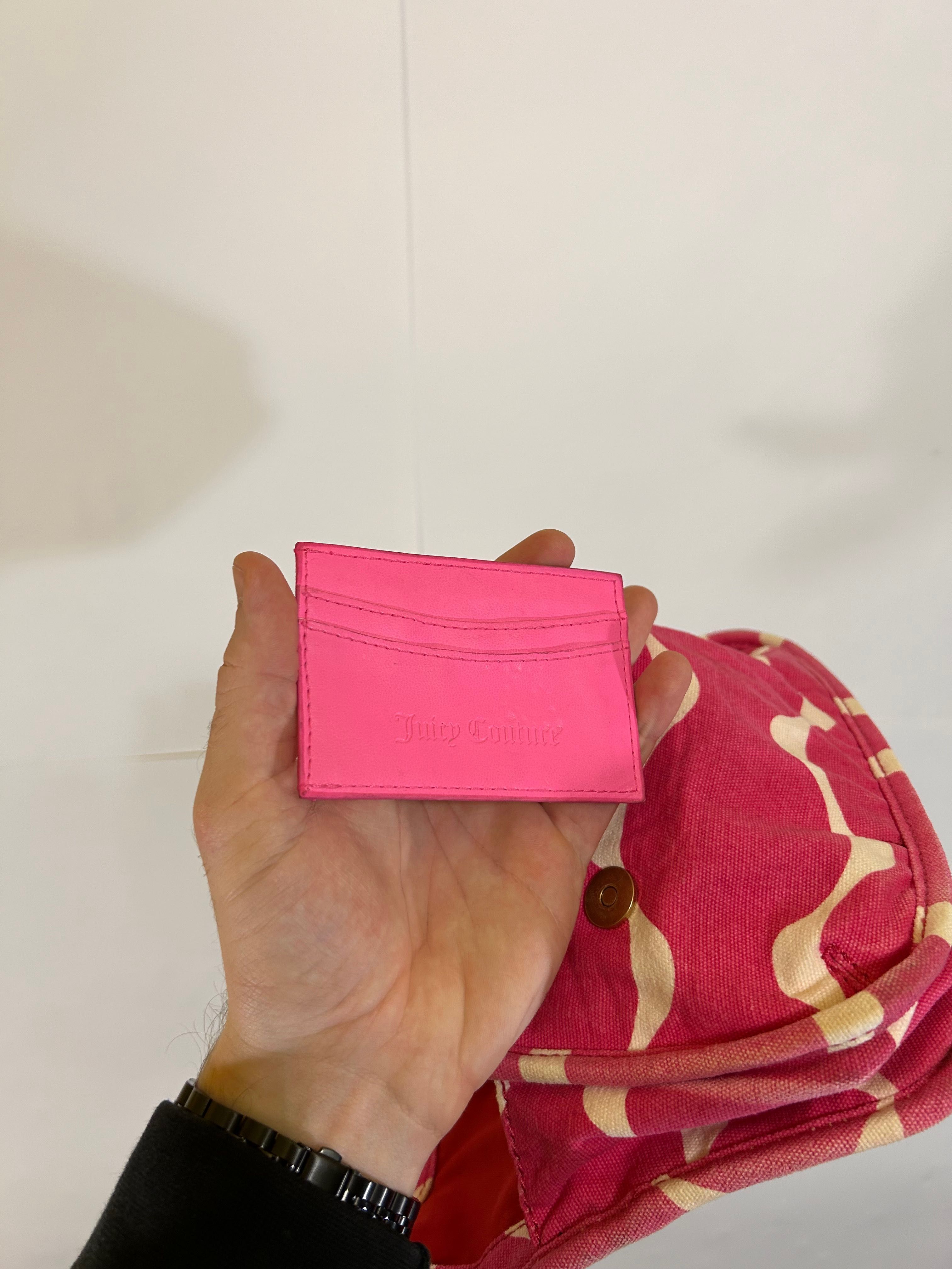 Juicy Couture клъч с държач за карти