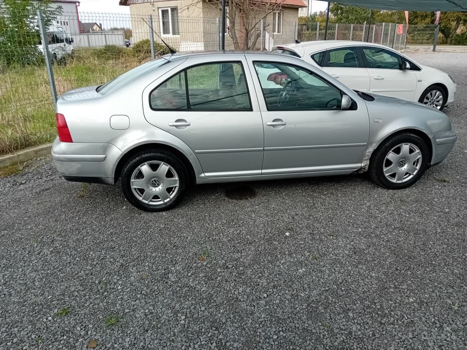 Vw bora 1.6 16 v  benzina ideala incepatori