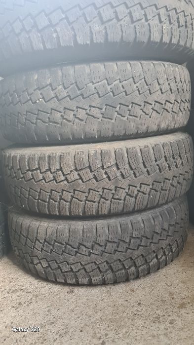 195x70x16 C ford transit 8+1locuri