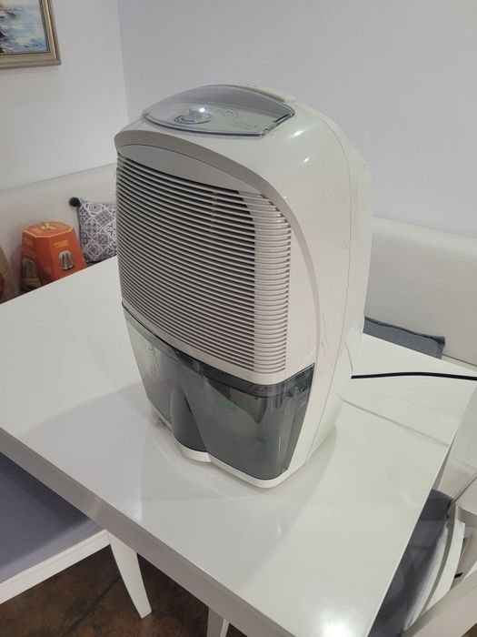 Dezumidificator DeLonghi DEC 12