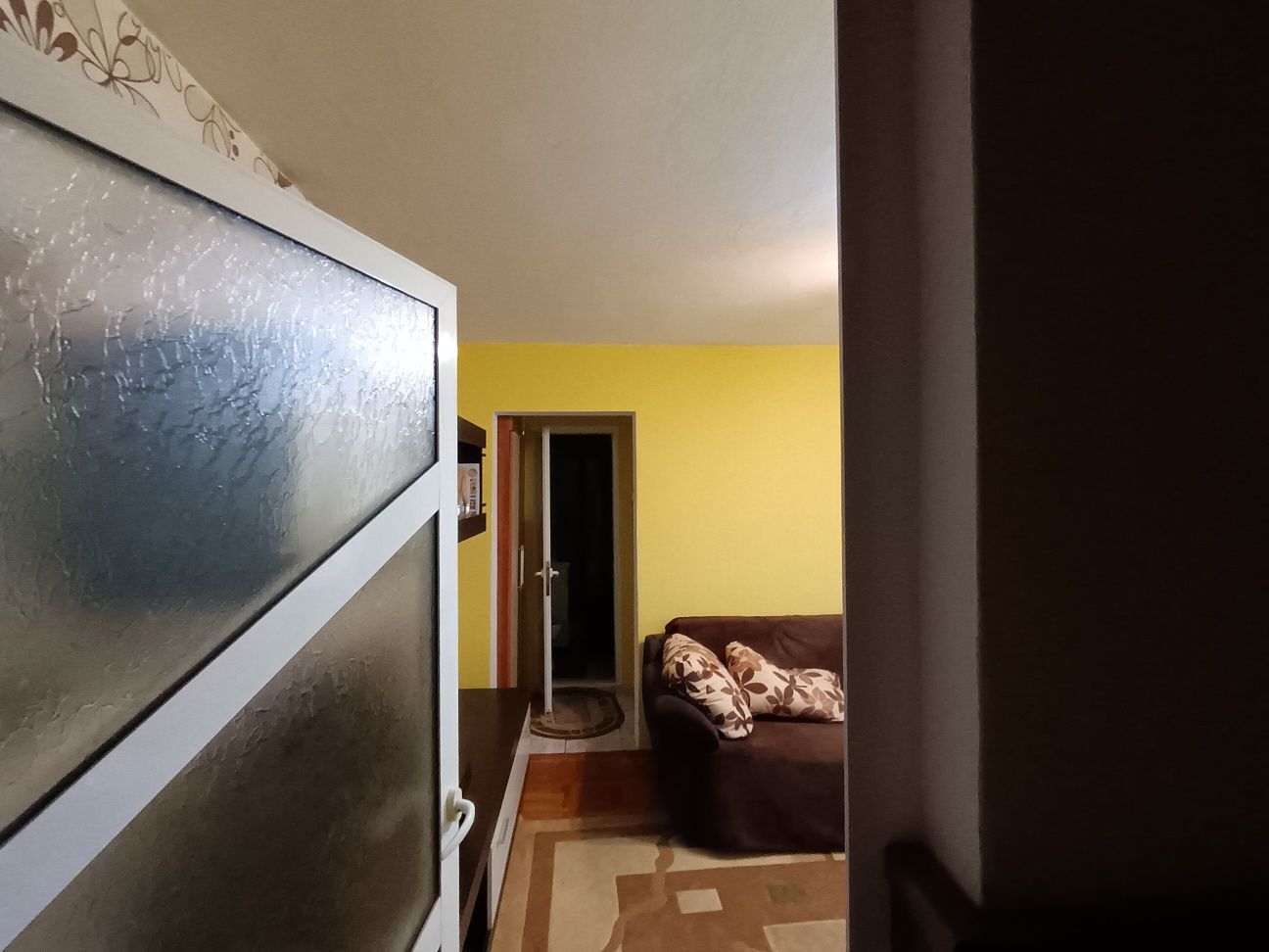 Vând apartament 2 camere M14 !