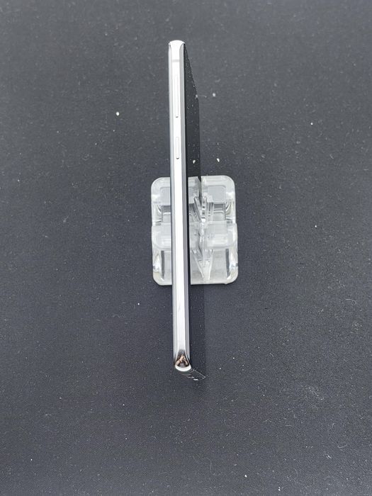 Samsung Galaxy S10  128 GB-uyv487