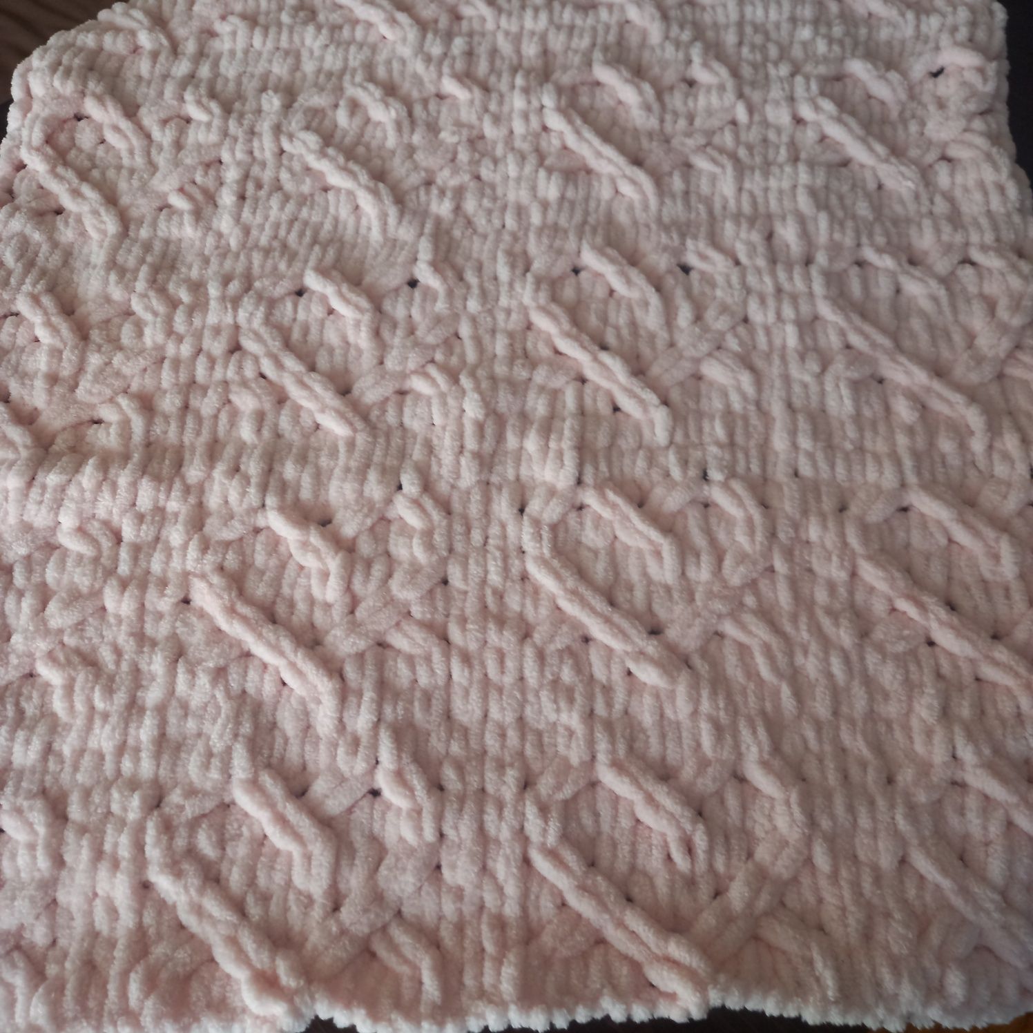 Меки одеялца  от прежда Ализе пуфи