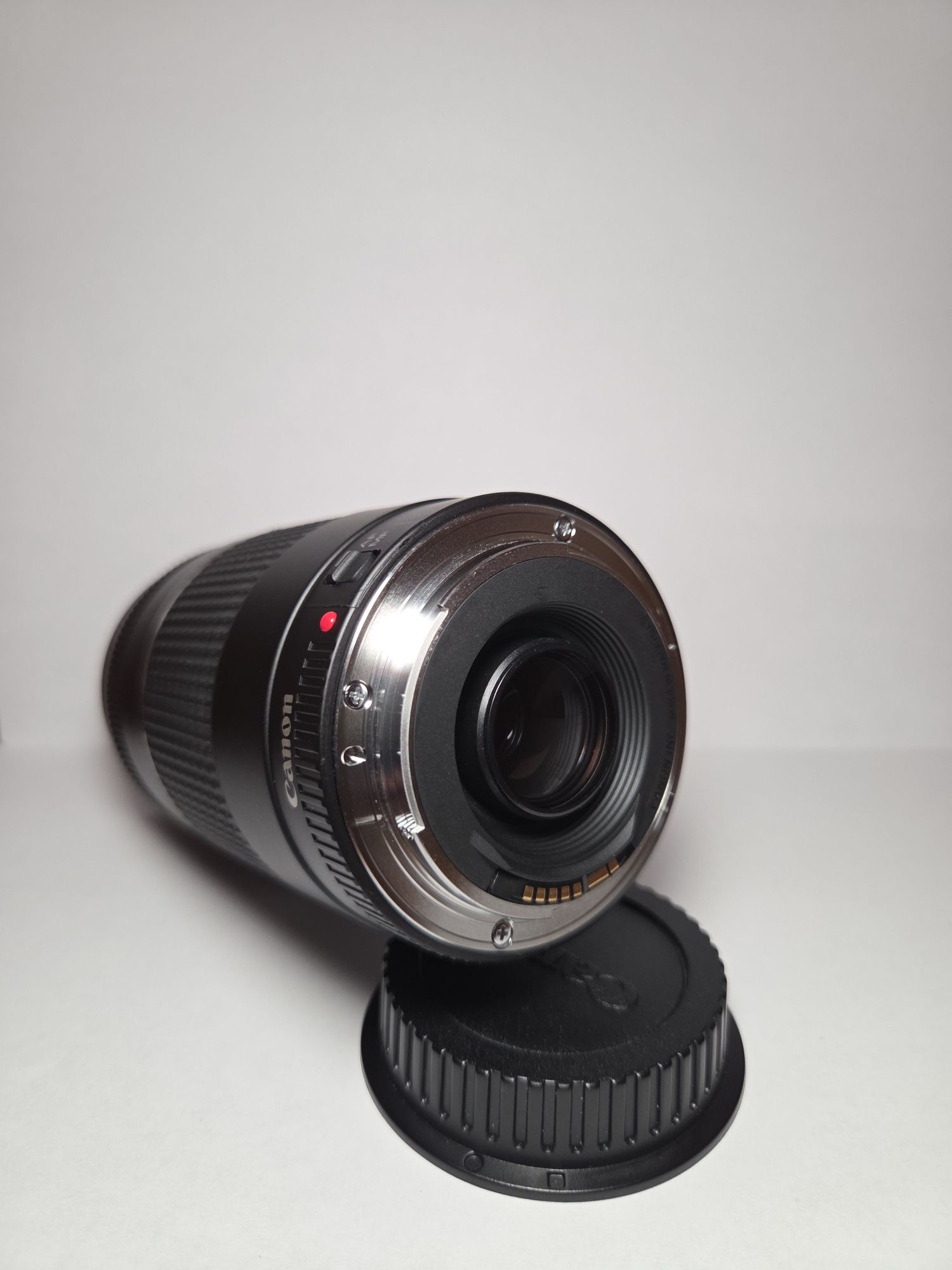 Обектив Canon EF 75-300mm f/4-5.6 III