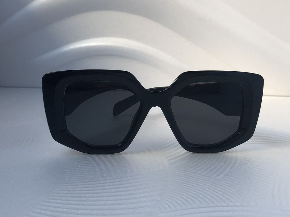 Модерни дамски слънчеви очила