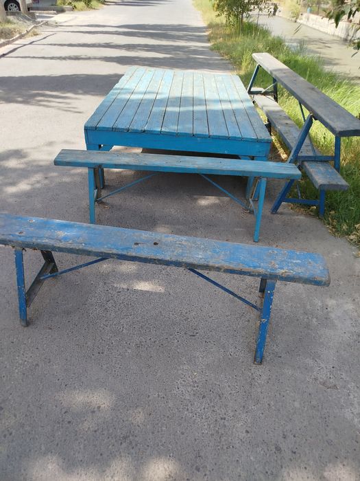 Сурилар ва ,, Эшшак узун стуллар Чойхона Ховли учун ярокли Россия тахт