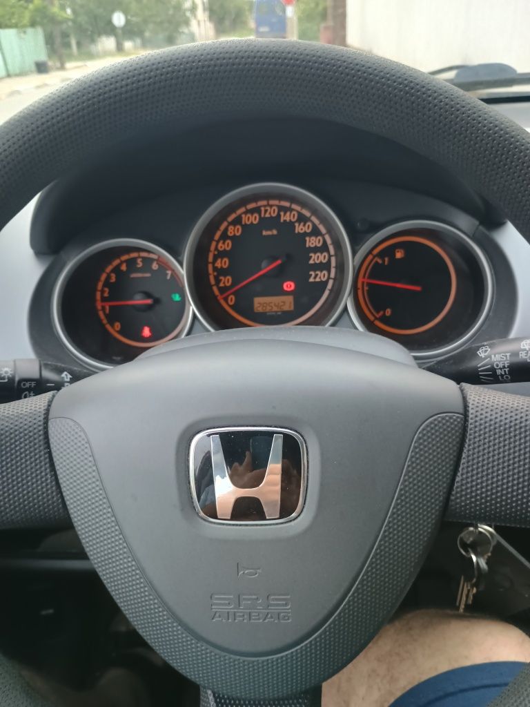 Хонда джаз 1.4 климатик