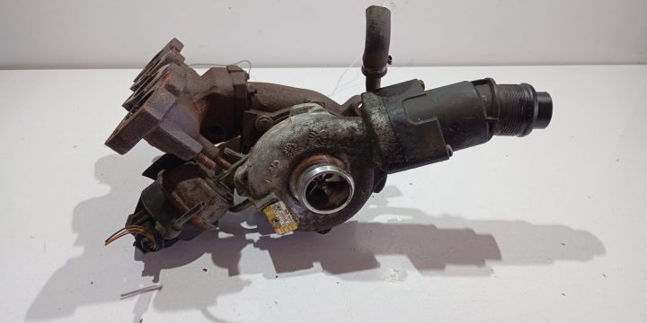 Turbosuflanta turbo 03L145702E  2.0TDI Audi Q5 8R [2008 - 2012]