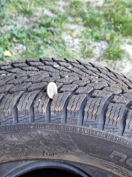 4 гуми NOKIAN 185/65 R15 WR SNOWPROOF, DOT 3220, зимни