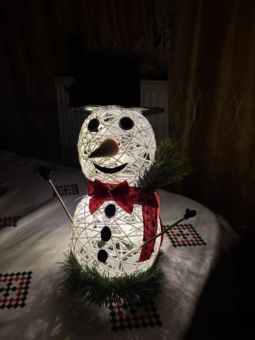 Decor Craciun - Om de zapada luminos