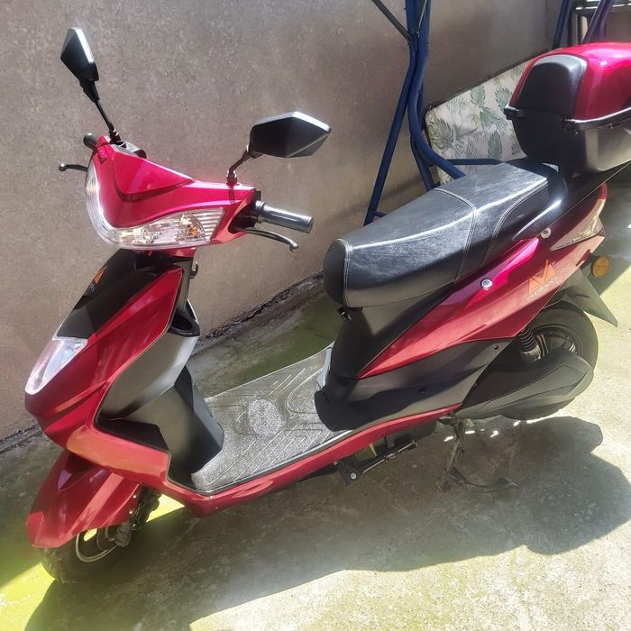 De vânzare scuter electric