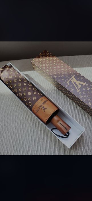 Umbrela  Louis Vuitton, model 2026