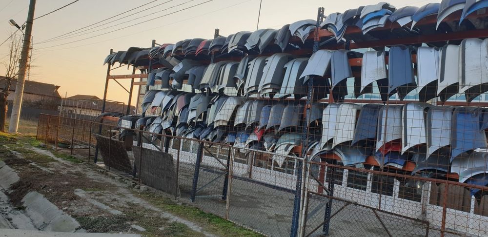 Dezmembrări Italia bară auto Ford Volkswagen  Audi Opel Renault Seat