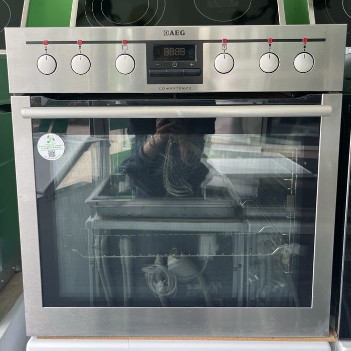 Фурна с плот за вграждане AEG Competence EE3314031M