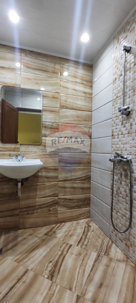 Тристаен апартамент, кв. Младост 2, гр. Варна ТМ