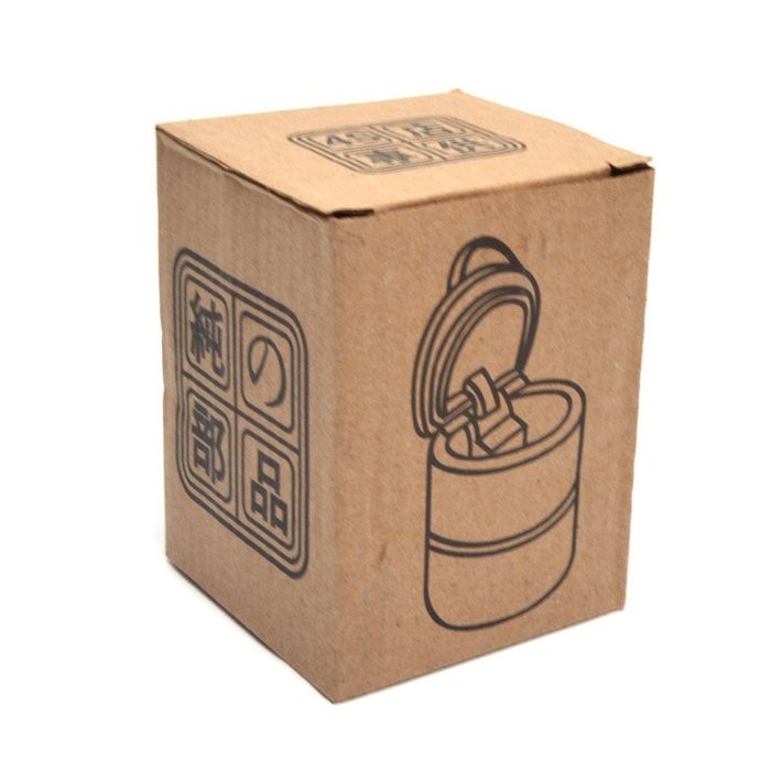 Пепелник за кола с капаче черно удобно практично за всеки автомобил