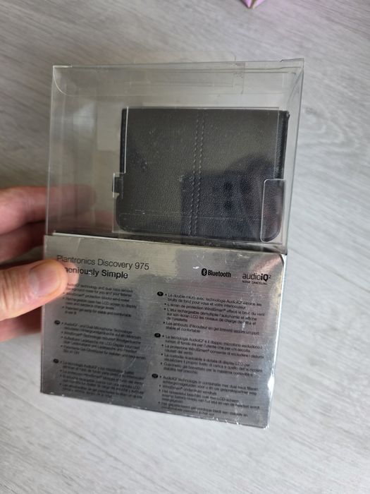 Plantronics Discovery 975 Bluetooth Headset