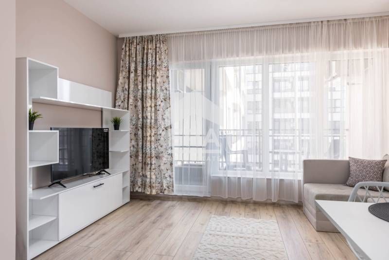 Дава се под наем Тристаен апартамент в Варна, Трошево - 91 кв.м за 511 € - Снимка #1