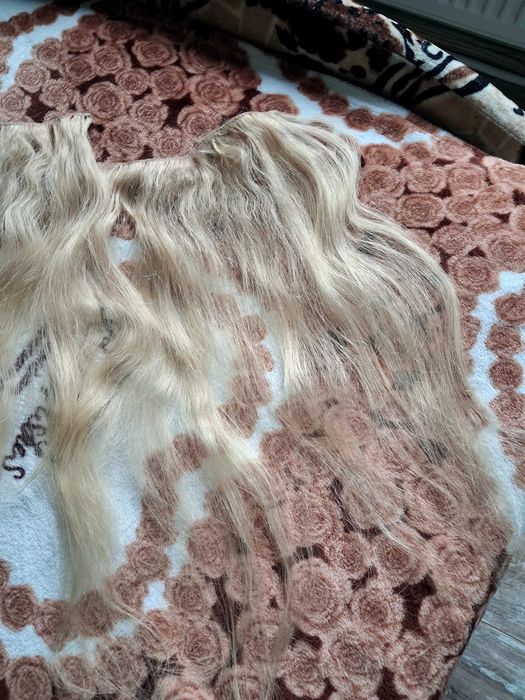 Екстеишъни от естествена коса