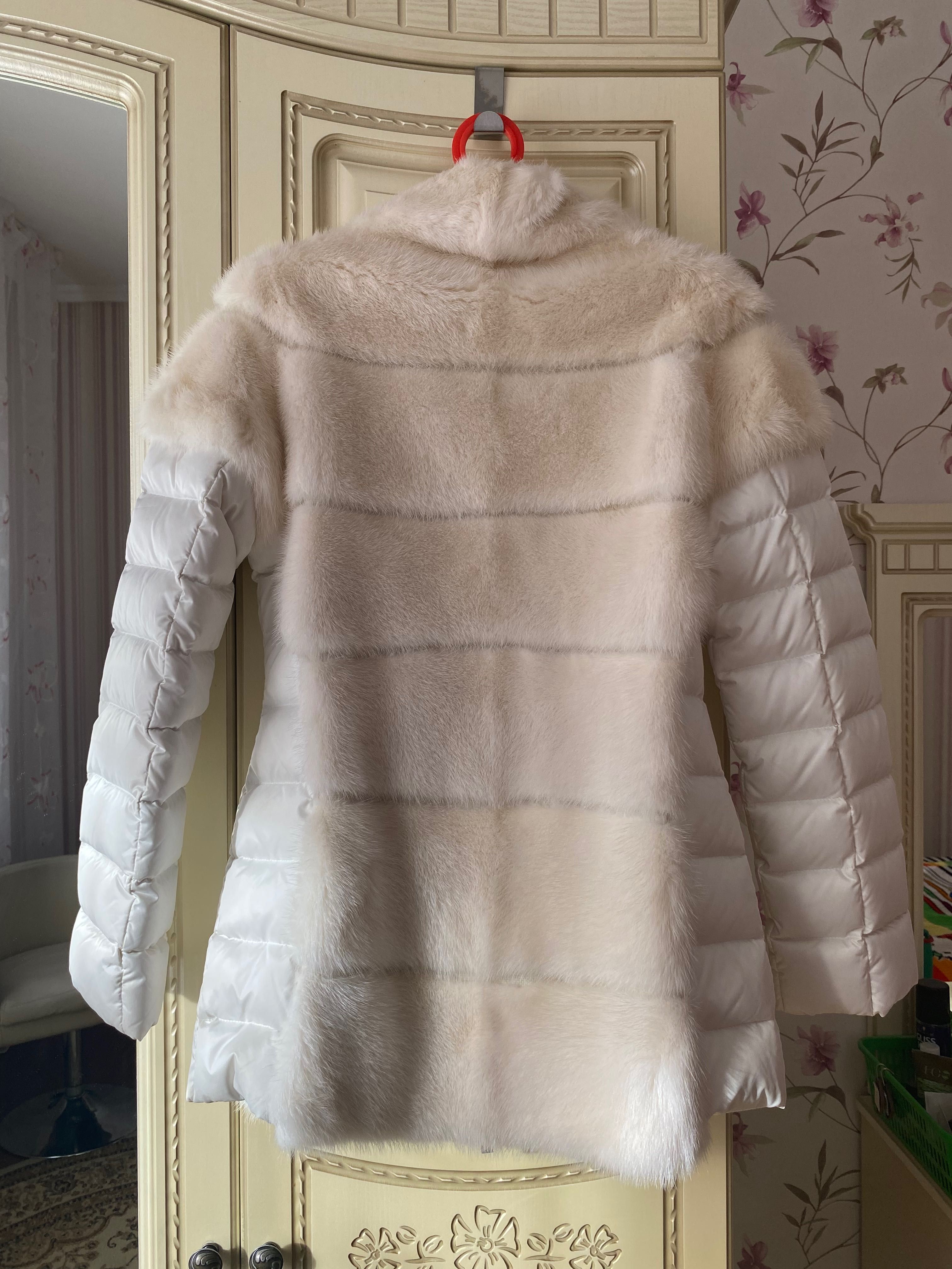 Продам куртка-жилетка женская белая