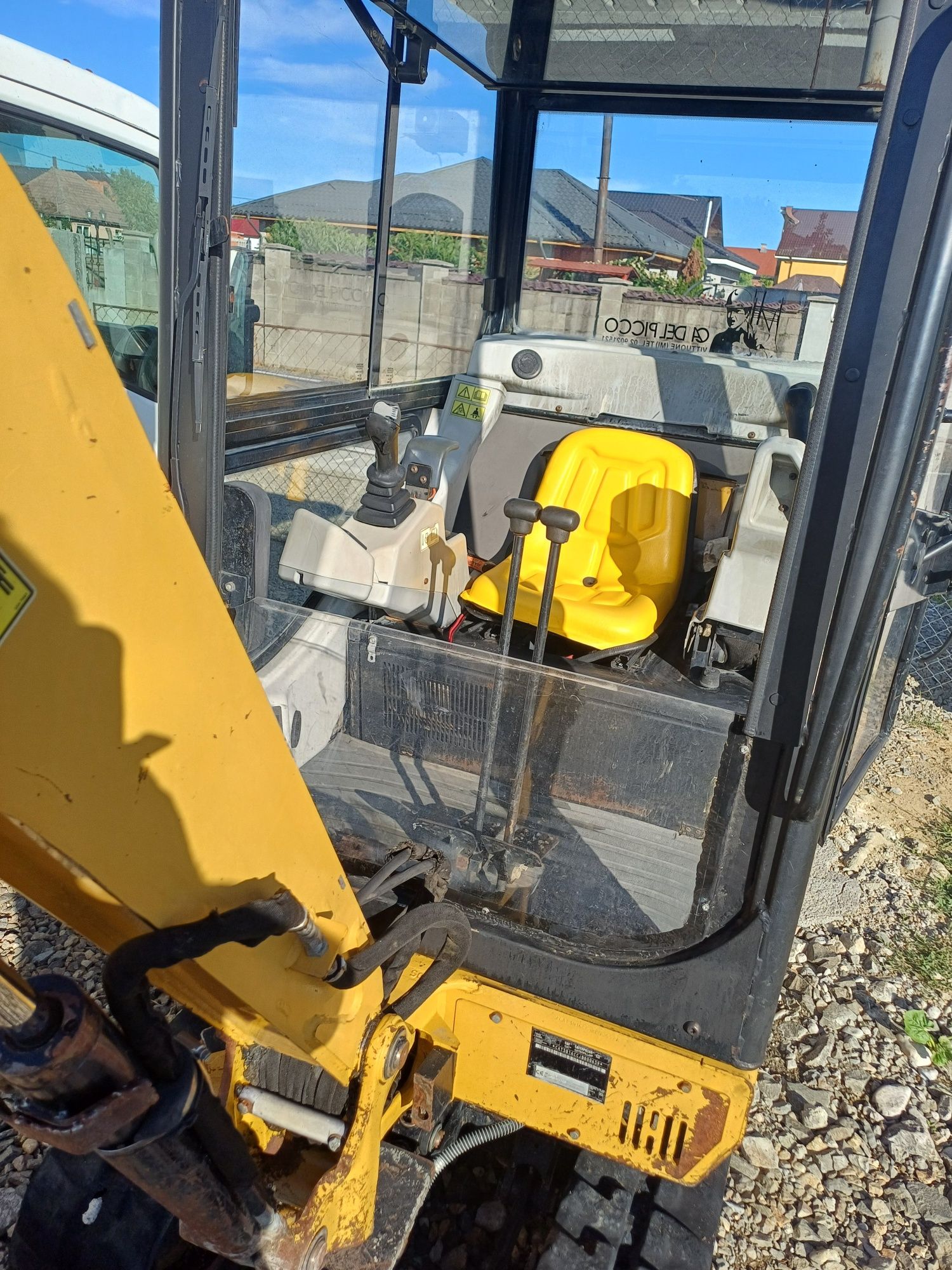 Miniexcavator caterpilar